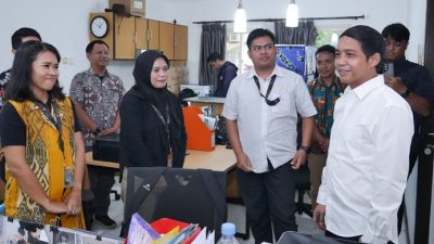 Raja Juli Pertama Kali Kunjungi Kantor OIKN Di Balikpapan