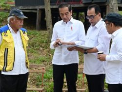 Hari Kedua Berkantor di IKN, Jokowi Sarapan Soto Banjar dan Temui Pengusaha