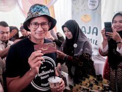 Menteri Sandi Ajak Pelaku UMKM Berau Pakai Medsos Pasarkan Produk