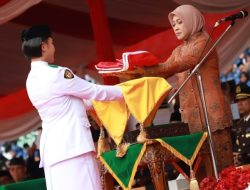 Upacara HUT RI, Sri Wahyuni Cetak Sejarah di Pemprov Kaltim
