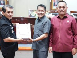 Pemkot Pontianak Bahas Dua Ranperda di DPRD