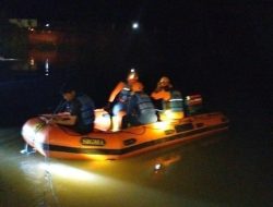 Pria Paruh Baya Tewas Terseret Banjir di Danau