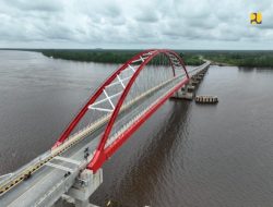 Konektivitas Kalimantan Barat Meningkat, Jembatan Sungai Sambas Besar Rampung Dibangun