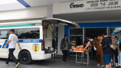 Istimewa - Oknum anggota Polsek Limpasu jajaran Polsek Hulu Sungai Tengah (HST) MI menjalani perawatan di RSUD H Damanhuri Barabai