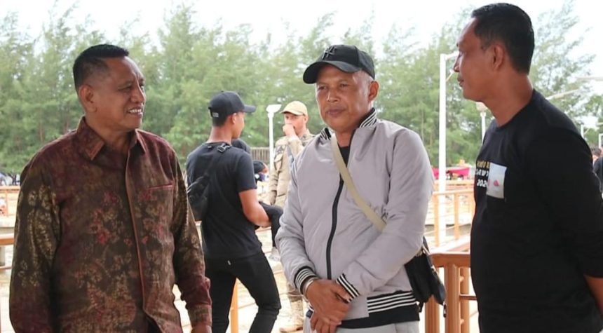 Wabup Tala H Muhammad Zazuli monitoring ke kawasan objek wisata Pantai Takisung dan Pantai Batakan.