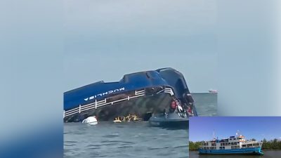 Sebuah kapal Ferry, yang diduga adalah KMP Muchlisa, dilaporkan tenggelam di dekat area Pelabuhan Penajam.