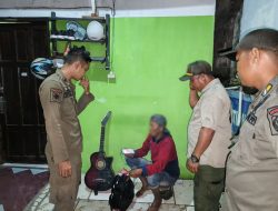 Satpol PP Kalteng Amankan ODGJ yang Resahkan Warga di Sekitar Masjid Al Uhkuwah