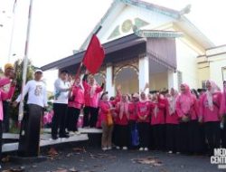 Peringati HUT ke-74, IBI Kalsel Gelar Fun Walk Tingkatkan Peran Bidan dalam Kesehatan Ibu dan Anak