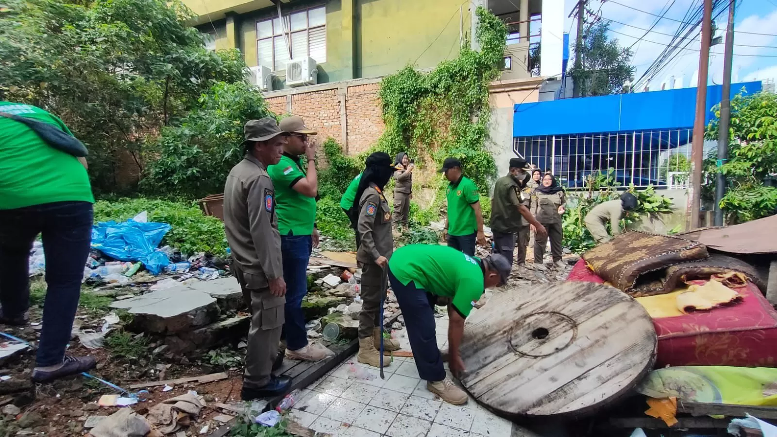 Istimewa - Penertiban ini dilakukan menyusul laporan warga sekitar yang mencurigai adanya aktivitas ilegal di lokasi tersebut.