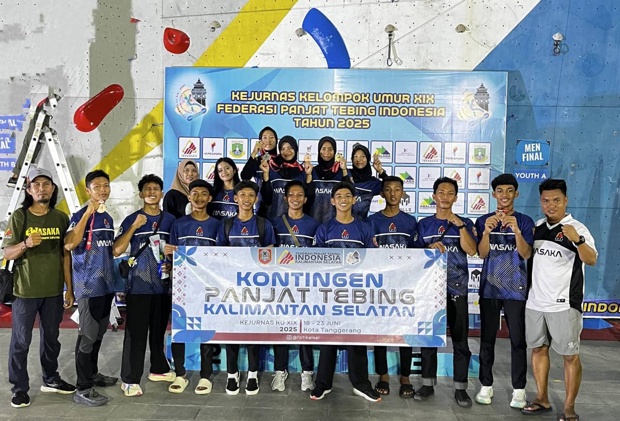 TIM PANJAT TEBING KU KALSEL TEMBUS LIMA BESAR KLASEMEN AKHIR KEJURNAS PANJAT TEBING TAHUN 2025