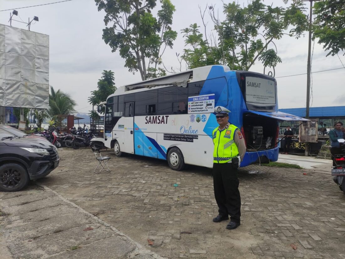 Istimewa - Bapenda Kaltara Siagakan Mobil Samsat Keliling, Dongkrak Kesadaran Masyarakat Bayar Pajak