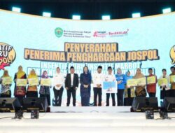 Ribuan Guru Balikpapan Terima Insentif Rp1,5 Juta dari Program Jospol