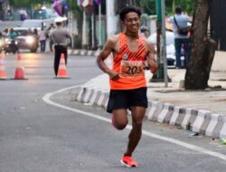 Yanuar Prihantoro Persembahkan Medali Perak Lari 5K untuk Kalimantan Selatan di Pornas Korpri XVII