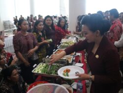 “Makan Baranje’”, Simbol Perayaan Besar Adat Dayak Meriahkan HUT ke-26 Kabupaten Landak