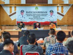 Perbaikan Jalan Pelang-Sungai Kepuluk Ketapang: Sinergi Tiga Pilar (Pemerintah, Perusahaan, TNI) Dikerahkan