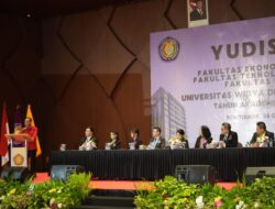 Wagub Kalbar Kritik Praktik Penyerapan Tenaga Kerja, Ingatkan Lulusan UWDP Soal Literasi Digital Produktif