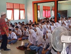 Disdikbud Sambas Hadirkan Museum Keliling di SMKN 2 Teluk Keramat