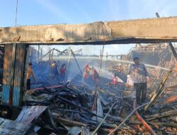 Toko Sembako Besar di Sungai Kakap Hangus: Kebakaran Diduga Dipicu Korsleting Pom Mini Saat Pengisian BBM