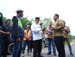 Norsan Instruksikan Pengerjan Ruas Jalan Simpang Medang Hingga Nanga Mau Tuntas Tahun ini