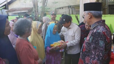 Warga Antusias Serbu 3.500 Paket Sembako Murah di Pontianak Utara