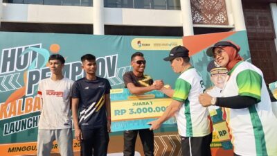 Ratusan Pelari Antusias Ikuti Akcaya Run 2026, Gubernur Norsan Tambahkan Hadiah Juara