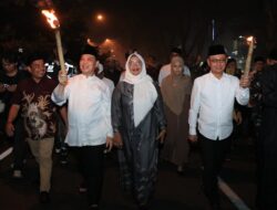 LEPAS Peserta Pawai Obor Ramadan 1447 H, Gubernur Ria Norsan Sampaikan Pesan Toleransi