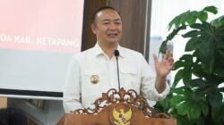 Bupati Alex Minta Seluruh Pabrik Sawit Pulihkan Harga TBS di Ketapang