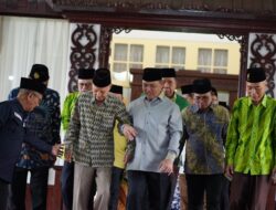 Gubernur Norsan Pimpin Talbiyah Saat Lepas Jemaah Haji Muhammadiyah ke Tanah Suci