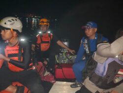 Hilang Sejak Minggu Malam, Pemuda di Sambas Dicari Tim SAR di Sungai Sambas Kecil