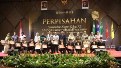 Perpisahan Penuh Haru, SMA Muhammadiyah 1 Pontianak Lepas 252 Lulusan