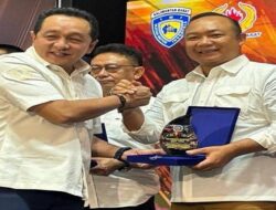 RESMI Sandang Tokoh Otomotif Kalbar Alexander Wilyo Raih IMI Kalbar Awards 2025