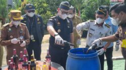 Kejari Ketapang Musnahkan Barang Bukti dari 83 Perkara Pidana Umum