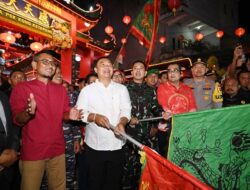 Ribuan Warga Meriahkan Pawai Cap Go Meh Ketapang 2026