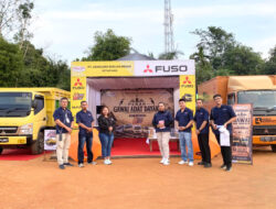 Mitsubishi Fuso Semarakkan Pekan Gawai Adat Dayak Ke-VI di Nanga Tayap