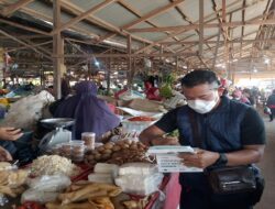 Cegah Dampak Kabut Asap, AJK dan Dinkes Ketapang Bagikan Masker ke Masyarakat