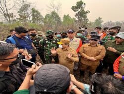 Berjibaku Padamkan Api Karhutla, Gubernur Norsan Ucapkan Terima Kasih kepada Petugas dan Relawan